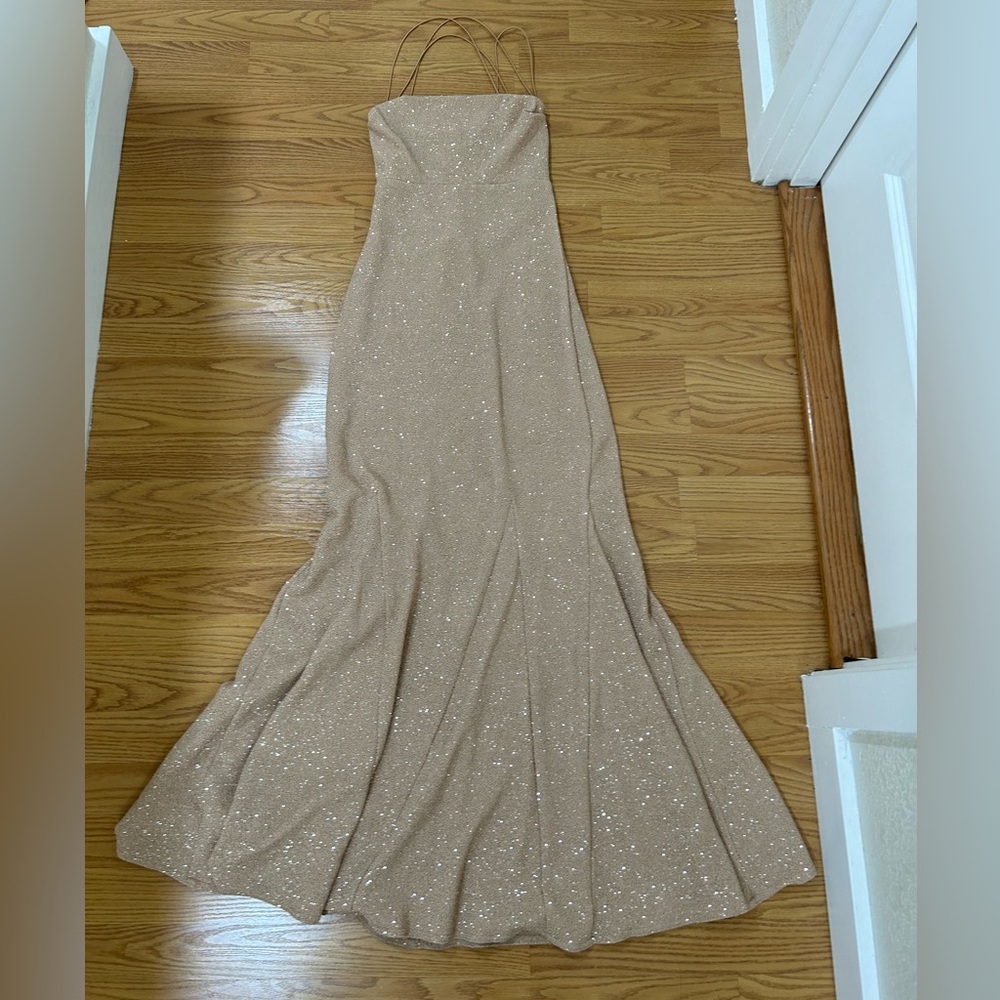 Sparkly gold dress great for wedding guests, prom, and and event.